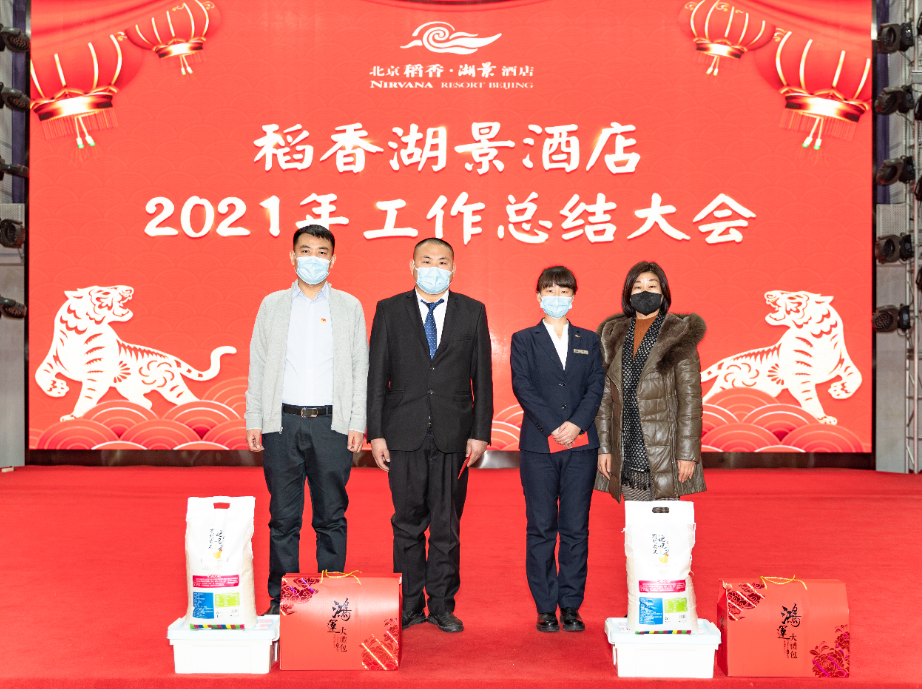 1656413721364745.png 640 (1).png